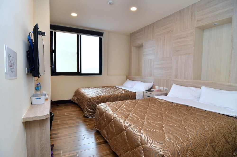 Quadruple Room, 2 Double Beds, Non Smoking, Ocean View photo 1