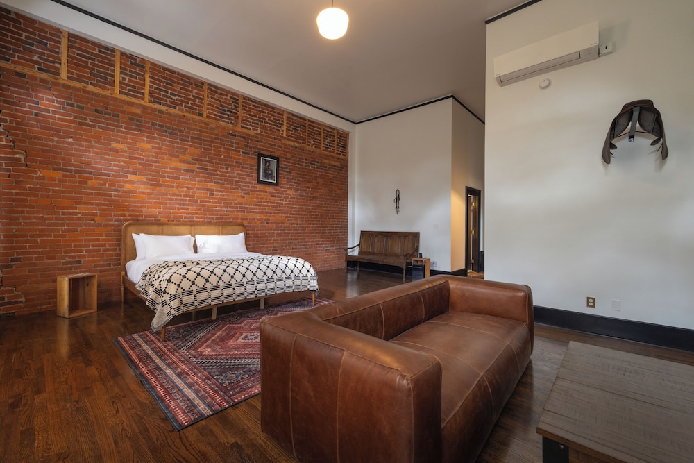 Presidential Room