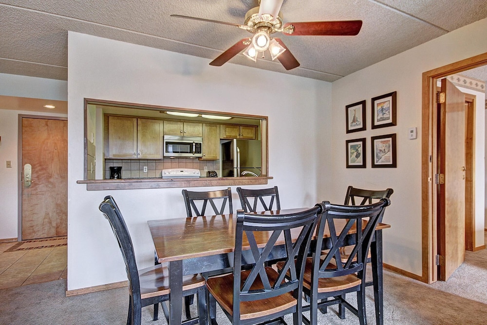 Condo, 1 Bedroom photo 3