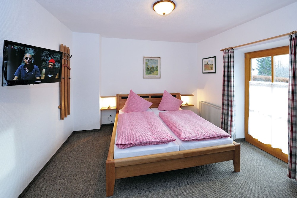 Double Room (1) photo 1