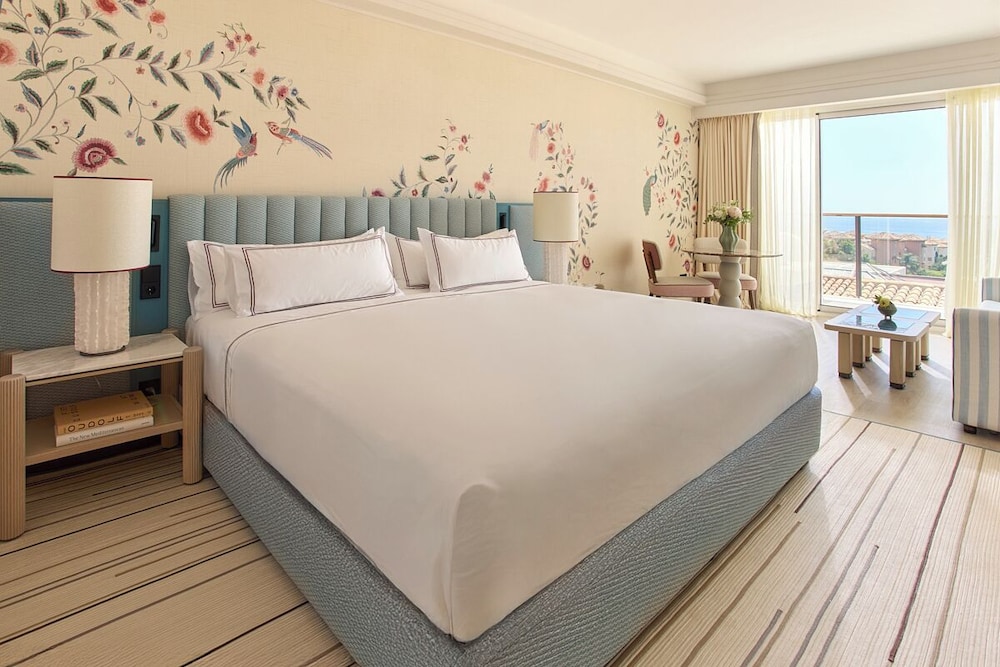 Junior Suite (2 Adults + 1 Child)