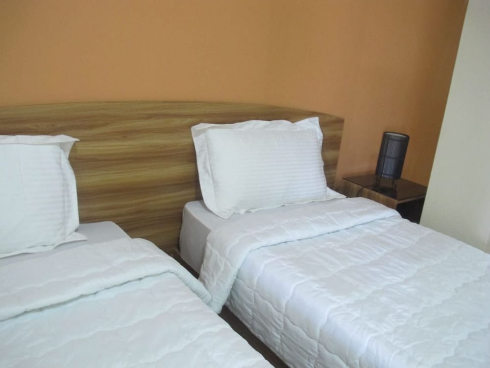Double or Twin Room photo 2