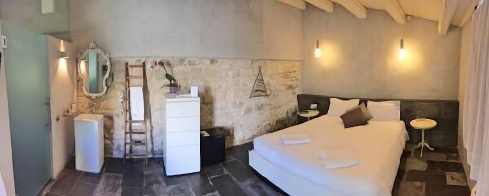 Classic Double Room, 1 King Bed