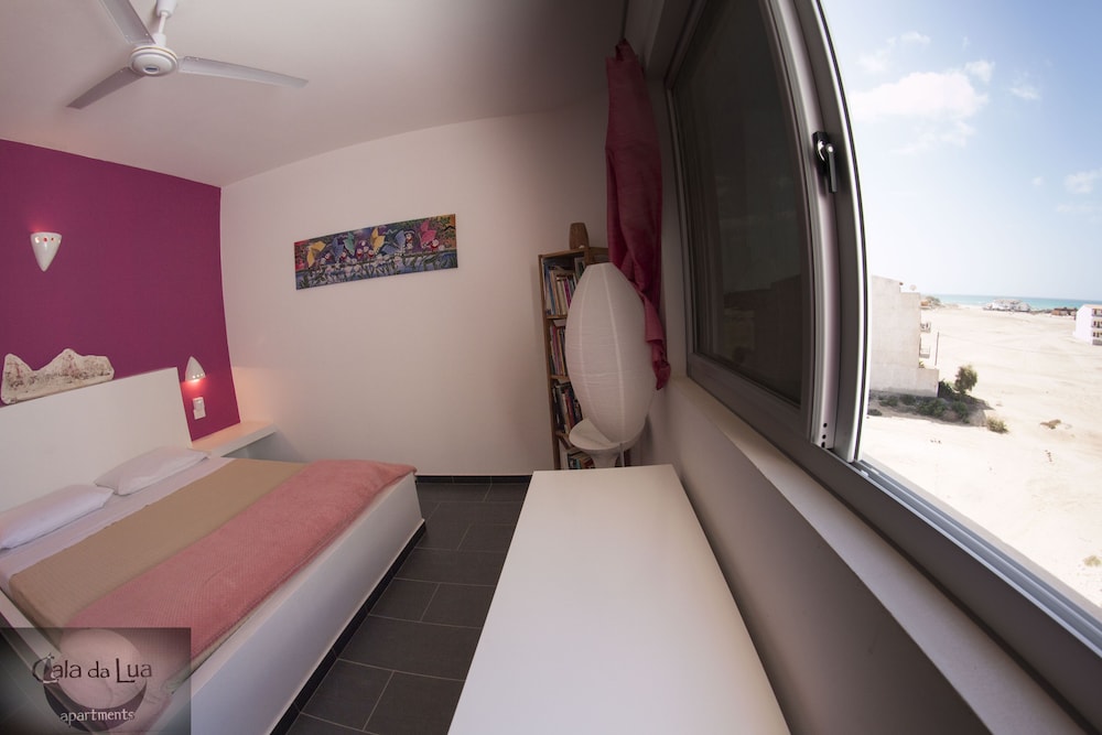 Deluxe Penthouse, 2 Bedrooms, 2 Bathrooms photo 3