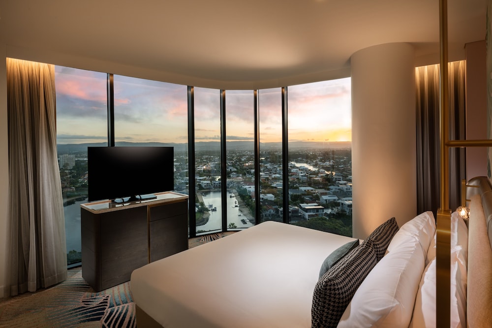 Executive King Corner - Includes Executive Lounge Access