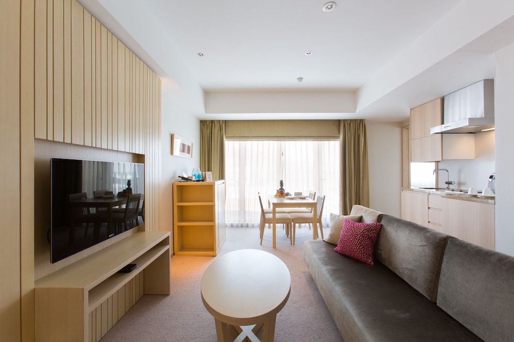 Grand Deluxe Onsen Suite - Mt. Yotei View (2-Bedroom Suite)