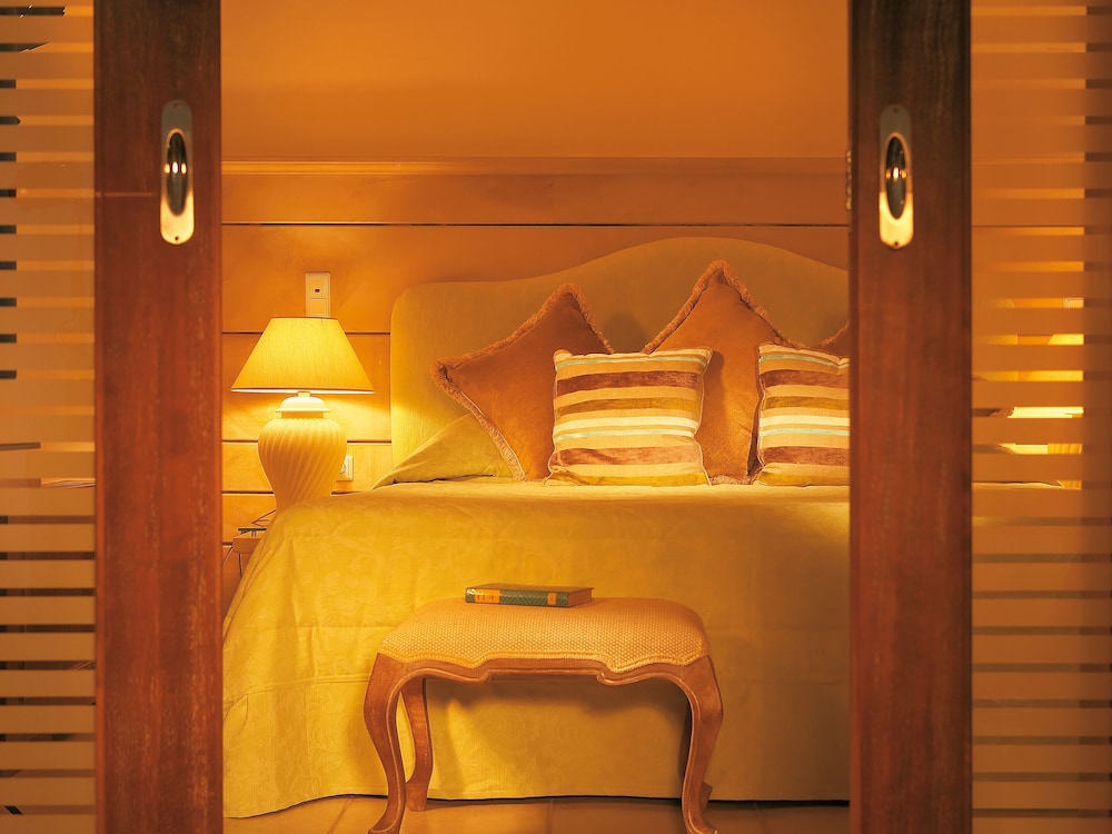 Family Bungalow, Private Pool (Suite Sea Front)