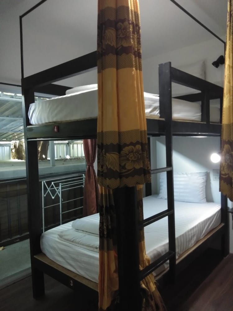 Stockbett im 4-Bett-Zimmer nur für Frauen (Klimaanlage)