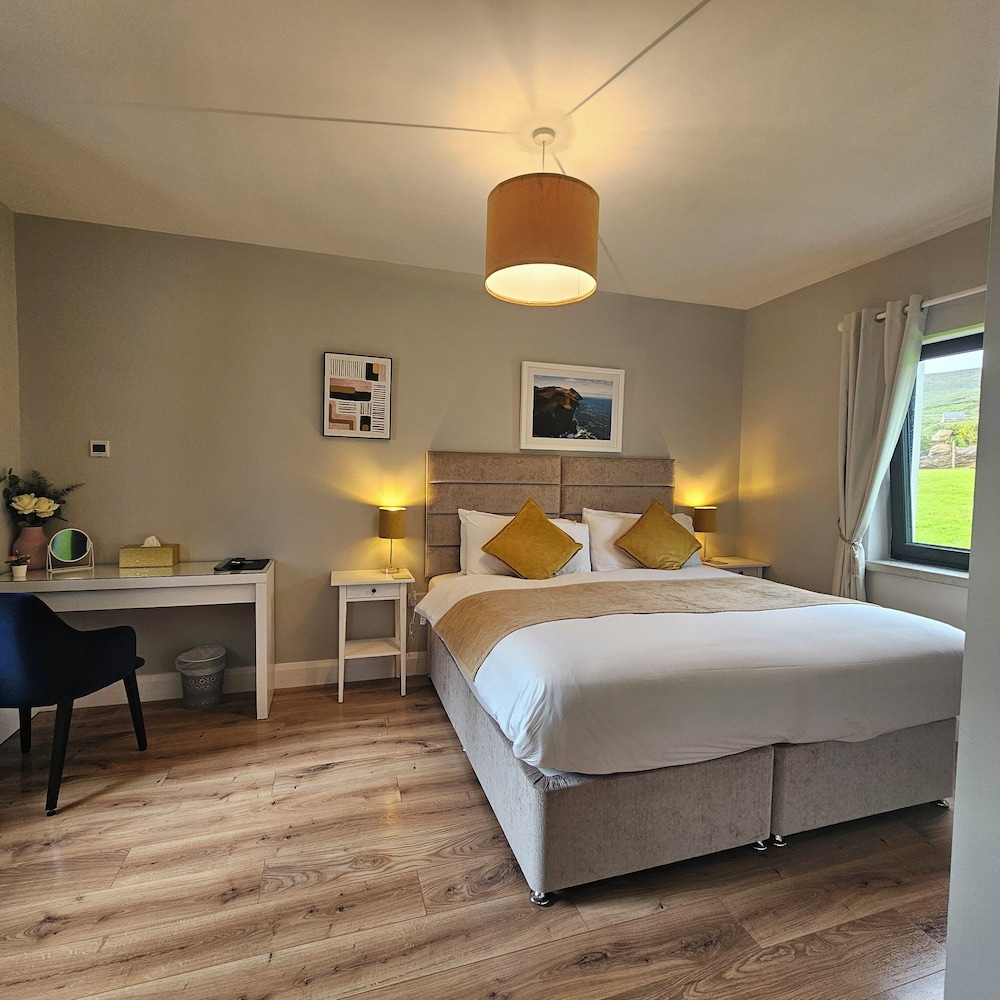 Luxury Double or Twin Room photo 1