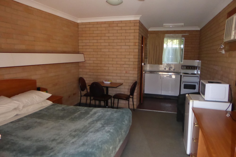 Family Room (Sleeps 3) photo 1