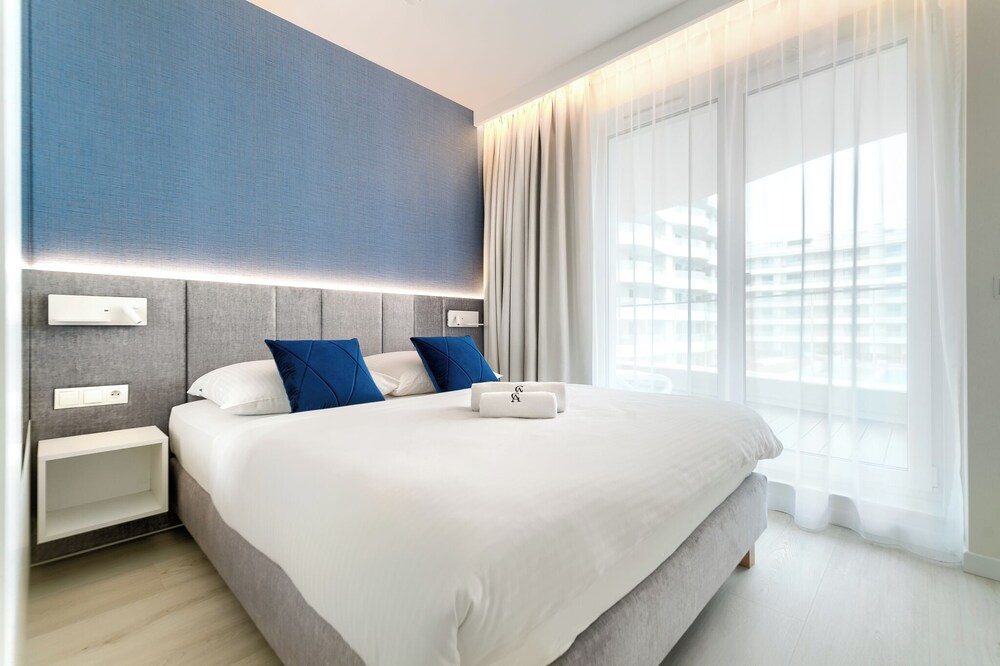 Deluxe Apartment, Lake View photo 3