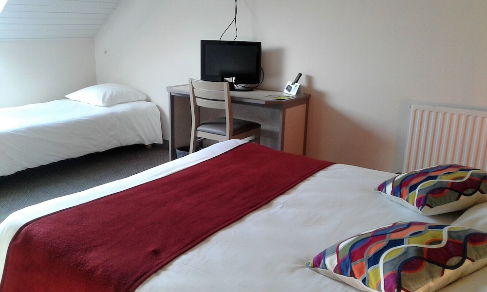 Triple Room, Garden View - Photo 4