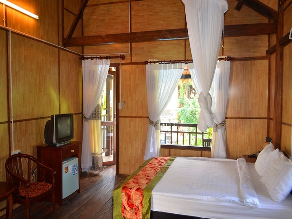 Superior Double Room, Pool View