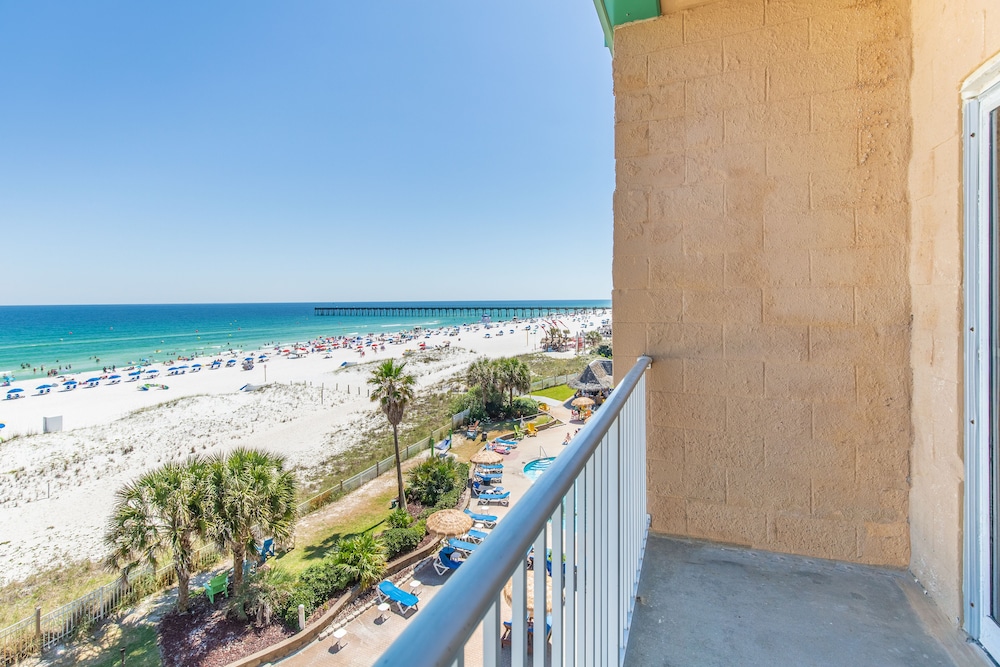 1 Bedroom Suite w/Kitchen, 2 Balconies, Gulf Front,  Non-Smoking - Photo 8