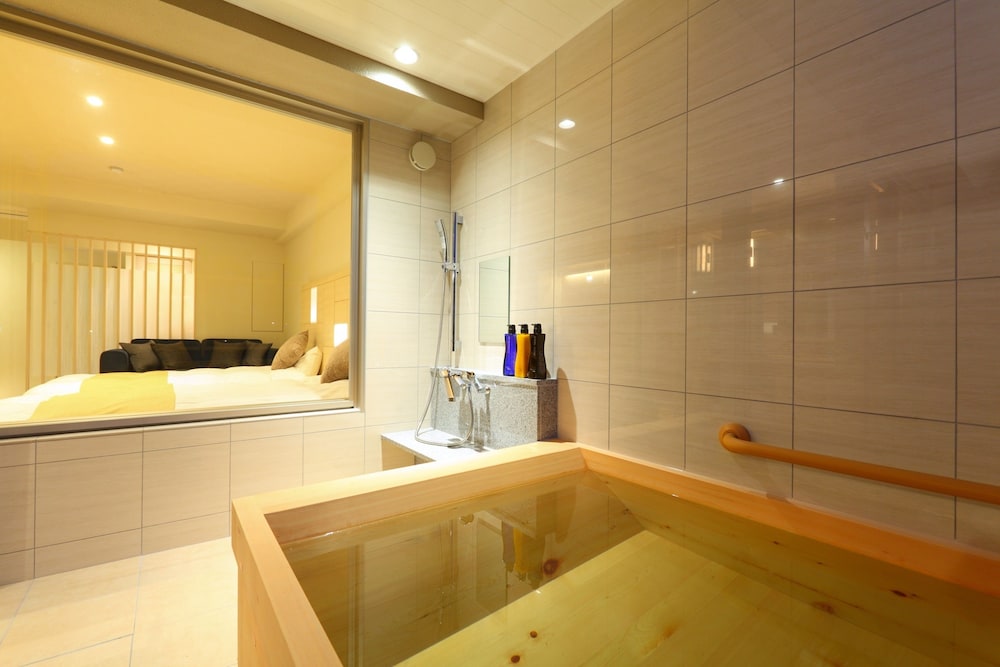 Japanese Style SORA Twin Room, Non Smoking, Open-Air Hot Spring Bath photo 2