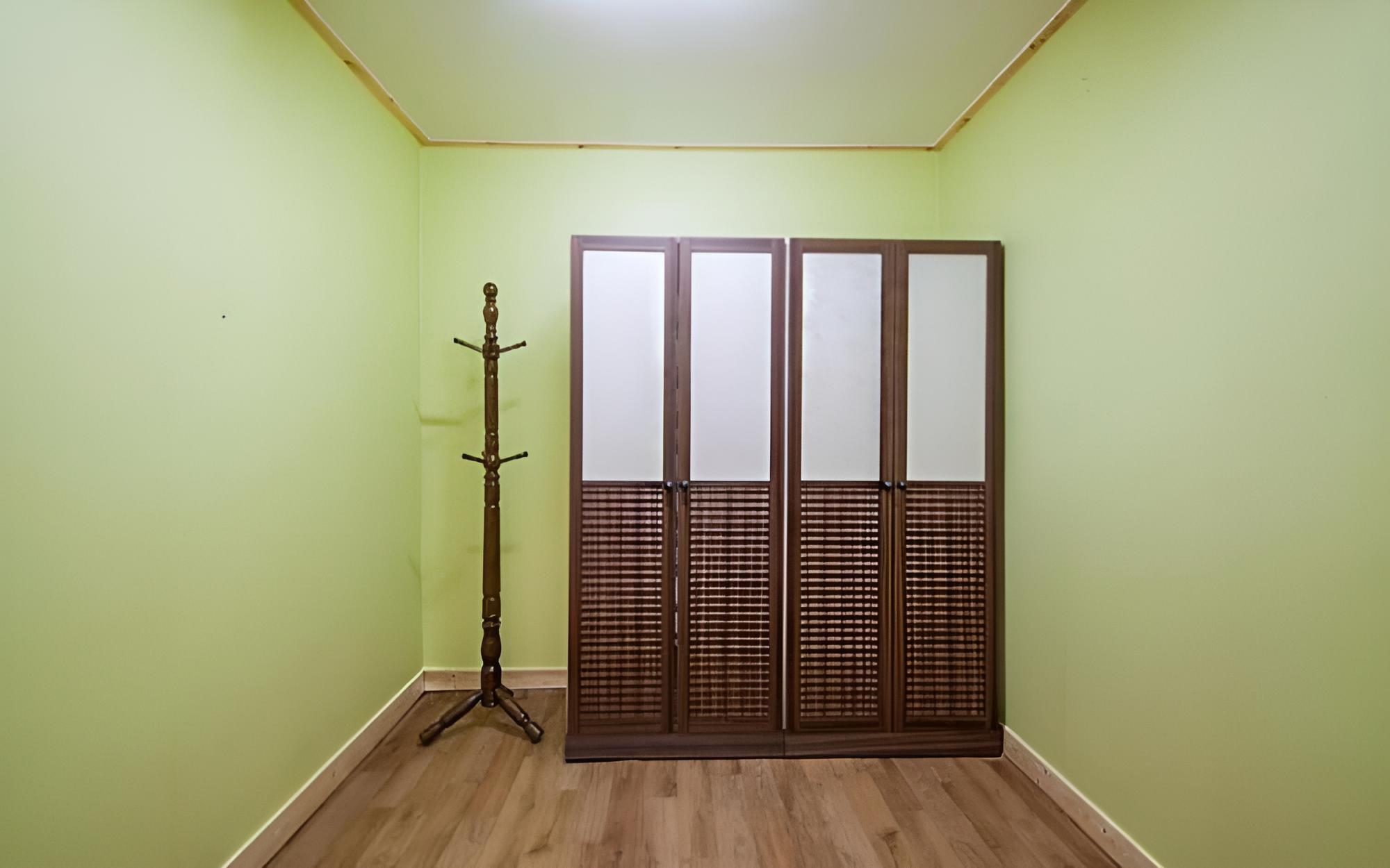 Room (Room Story 101) photo 3