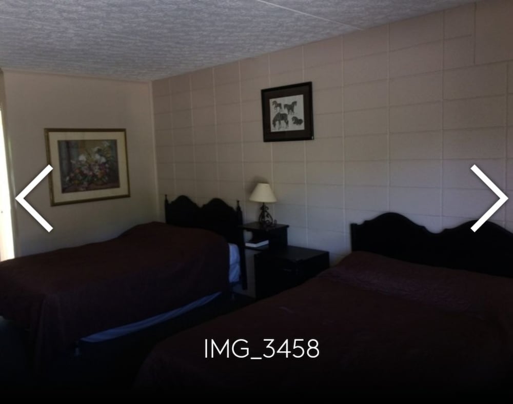 Standard Room, 2 Double Beds, Non Smoking photo 3