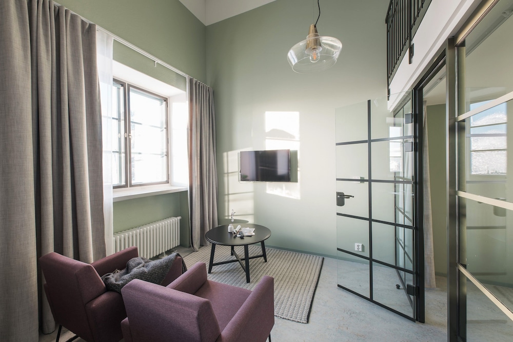 Classic Apartment photo 1