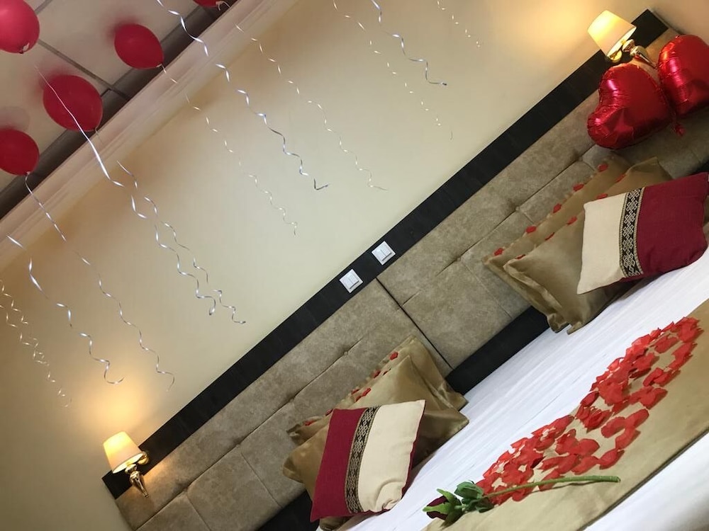 Executive Suite, Balcony, City View photo 3