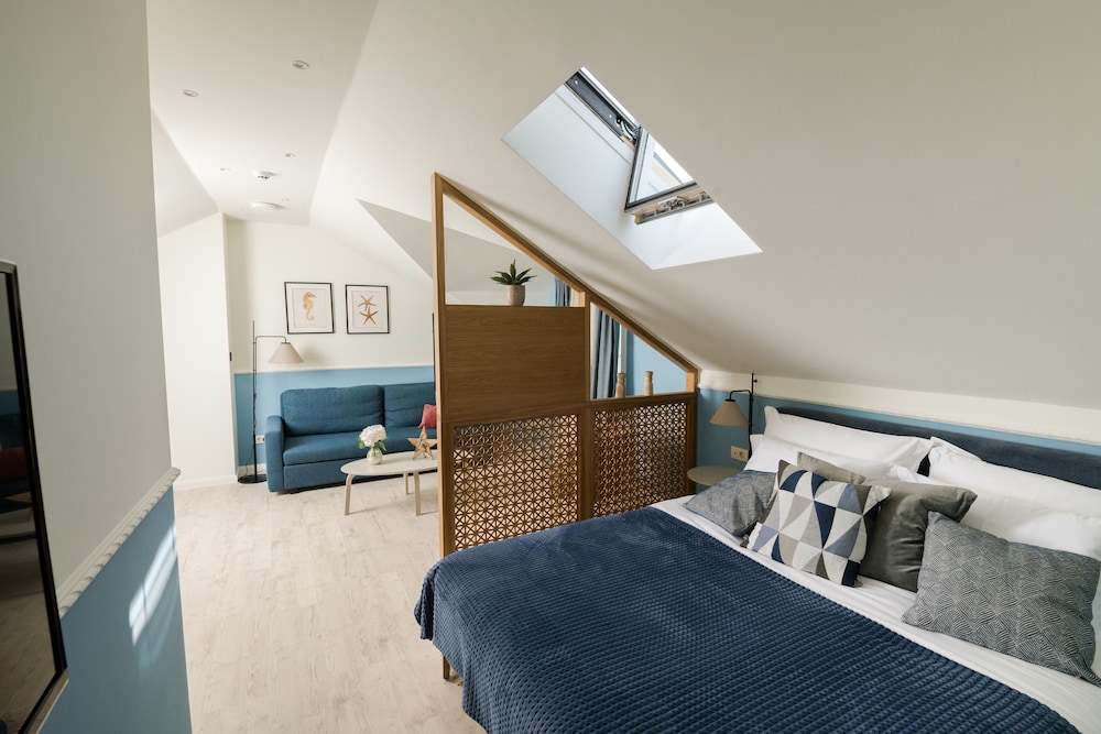 Superior Suite - Photo 2
