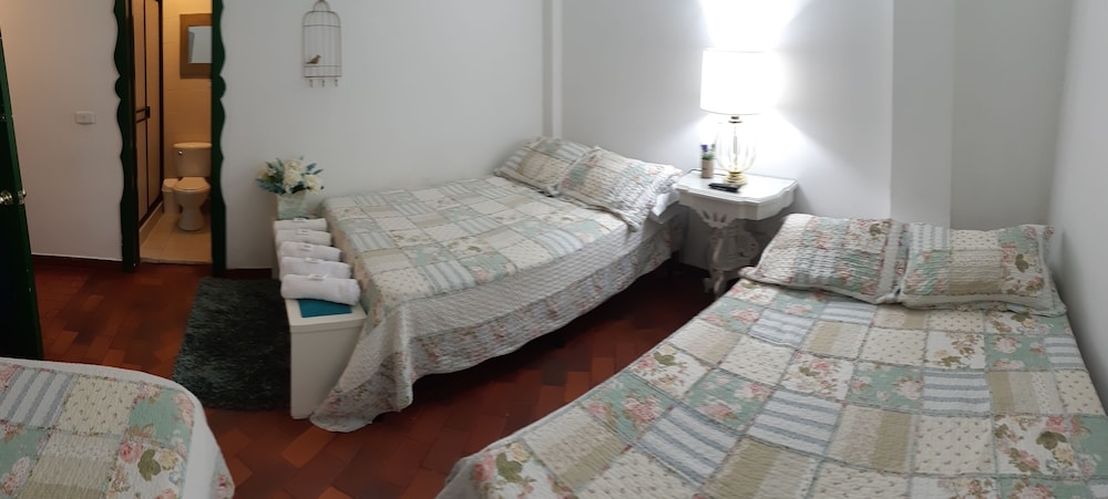 Classic Shared Dormitory, Mixed Dorm, Private Bathroom, Ground Floor photo 2