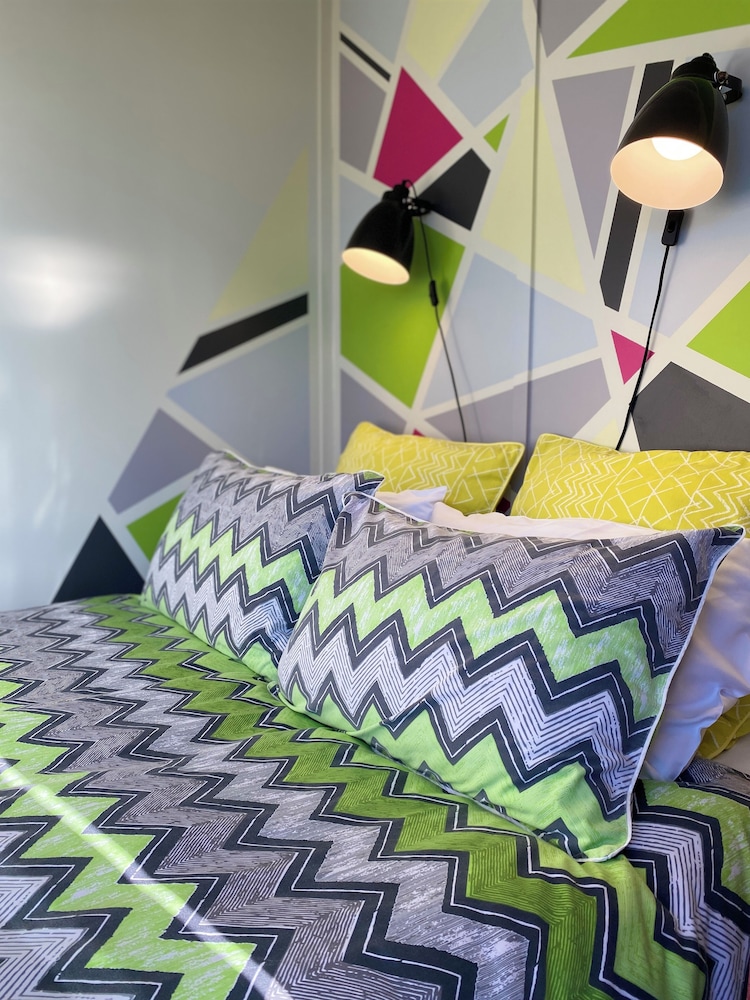 Design Studio, 1 Queen Bed, Park View photo 2