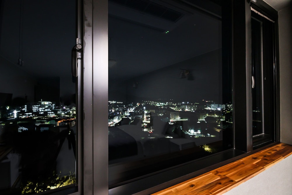 [Exclusive Special Offer] Deluxe Twin Room - Photo 18