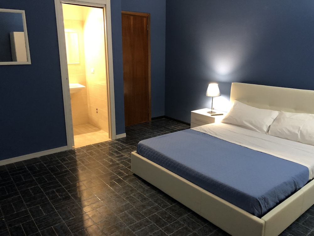 Deluxe Double Room, Private Bathroom