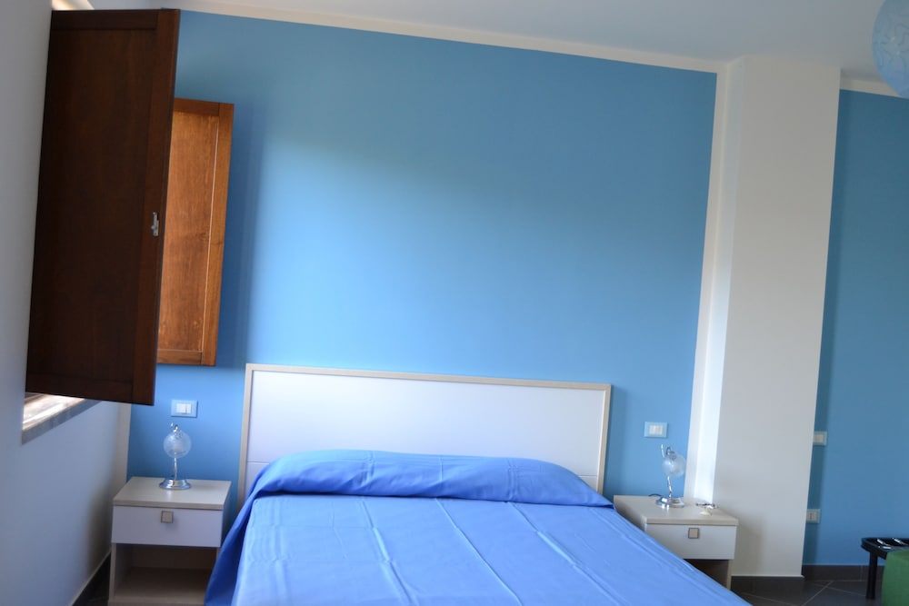 Classic Quadruple Room photo 2