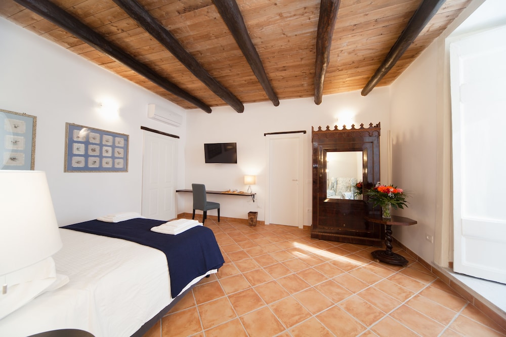 Family Suite, City View