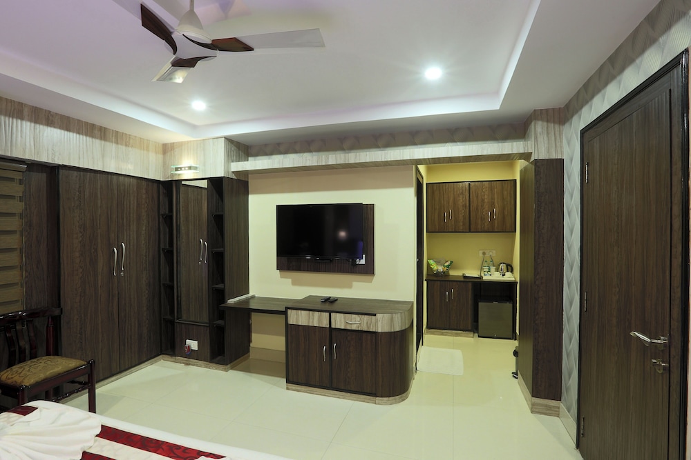 Deluxe Twin Room - Photo 16