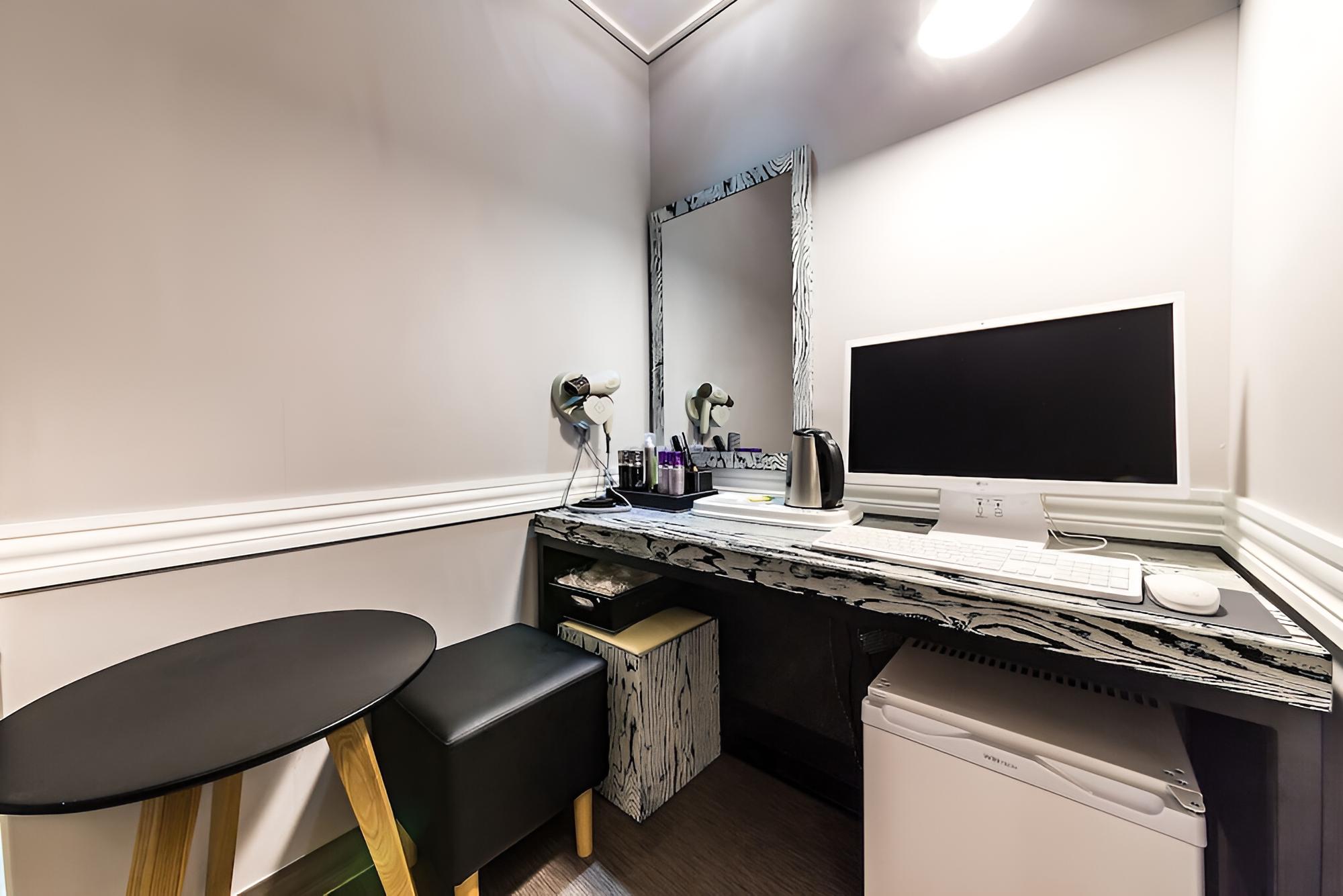 Room (Standard room) - Photo 9
