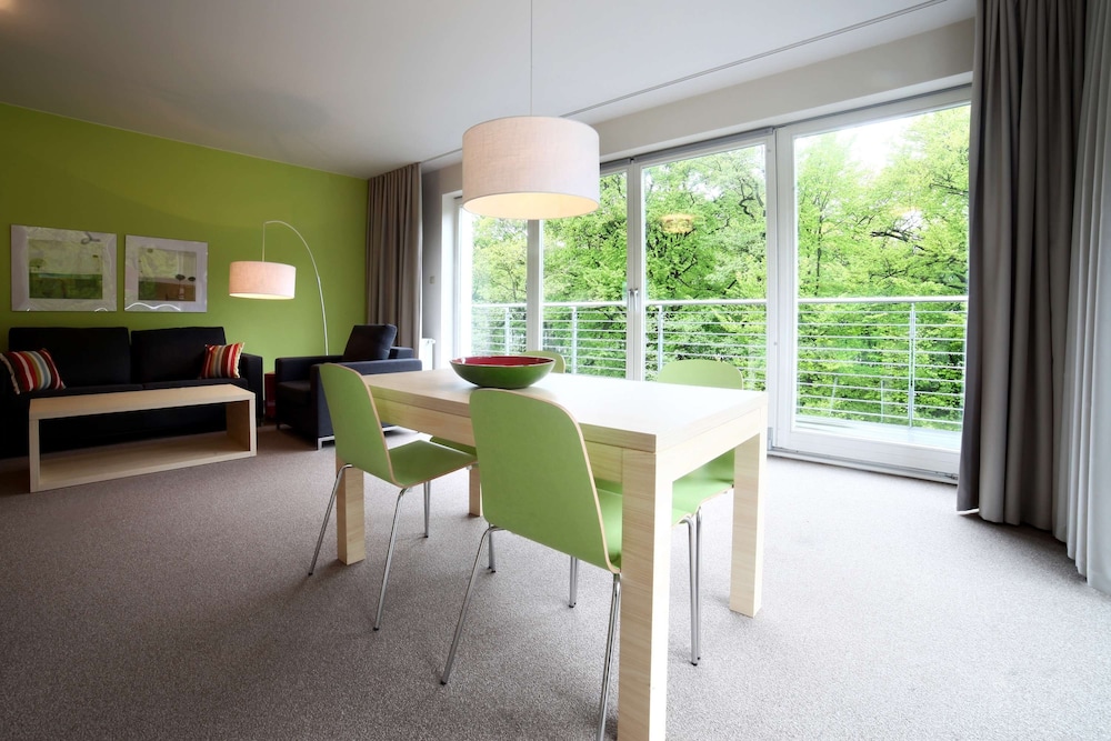 Comfort Apartment, 2 Twin Beds, Kitchenette thumbnail 6