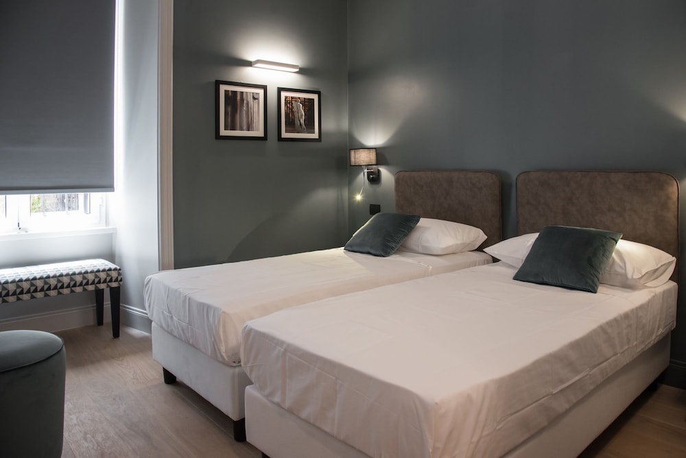Standard Double or Twin Room, Connecting Rooms photo 1