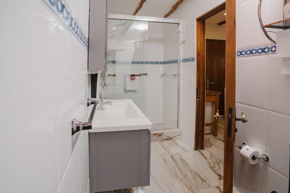 Deluxe Double or Twin Room, Balcony, Valley View photo 3