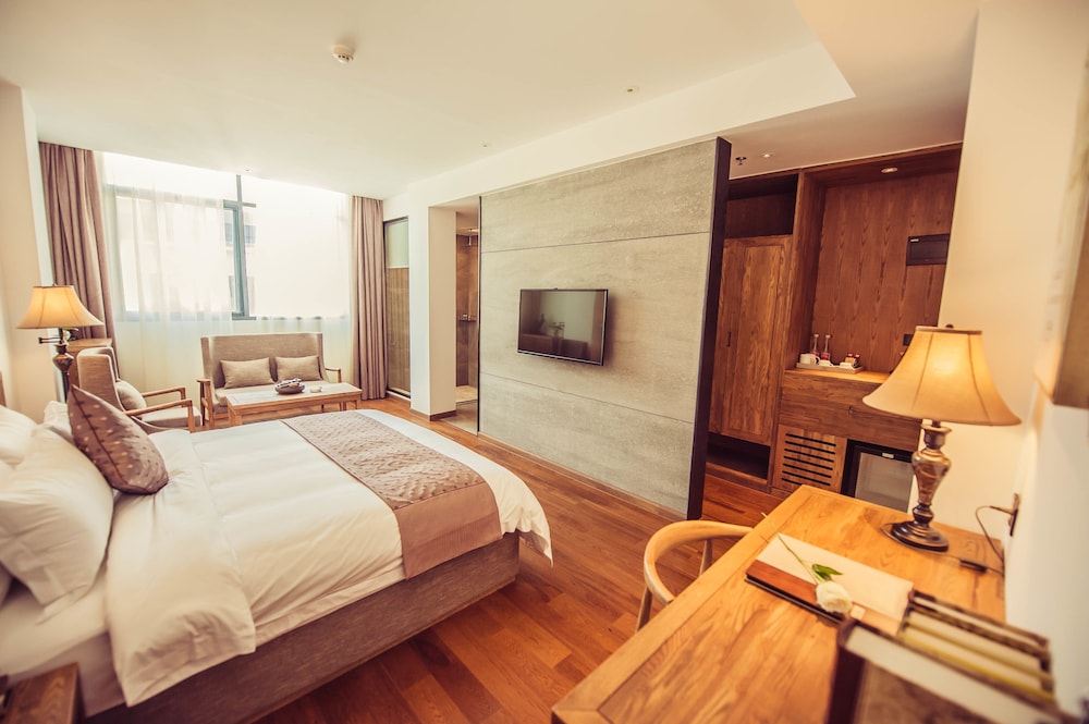 Grand Room photo 1