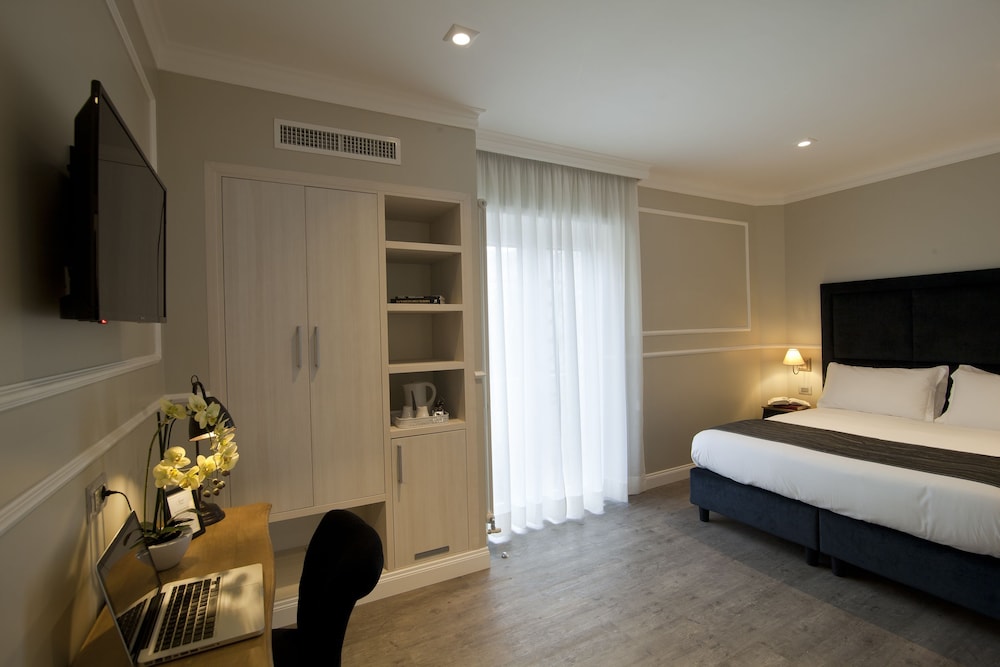 Standard Room photo 3