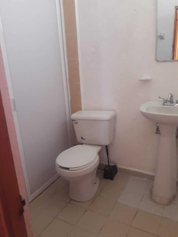 Basic Double Room, 2 Double Beds, Garden View photo 3