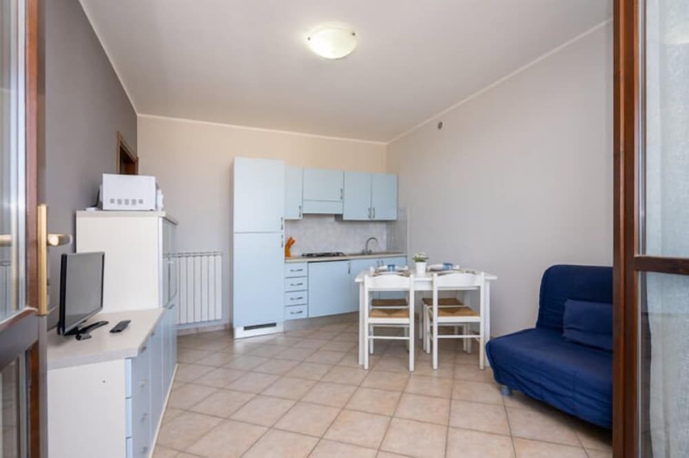 Apartment, 2 Bedrooms photo 2