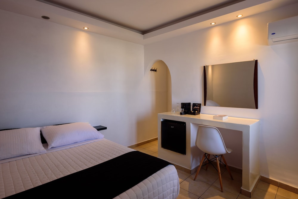 Deluxe Double Room - Photo 2
