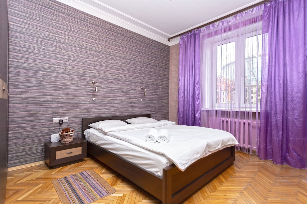 Apartment photo 1