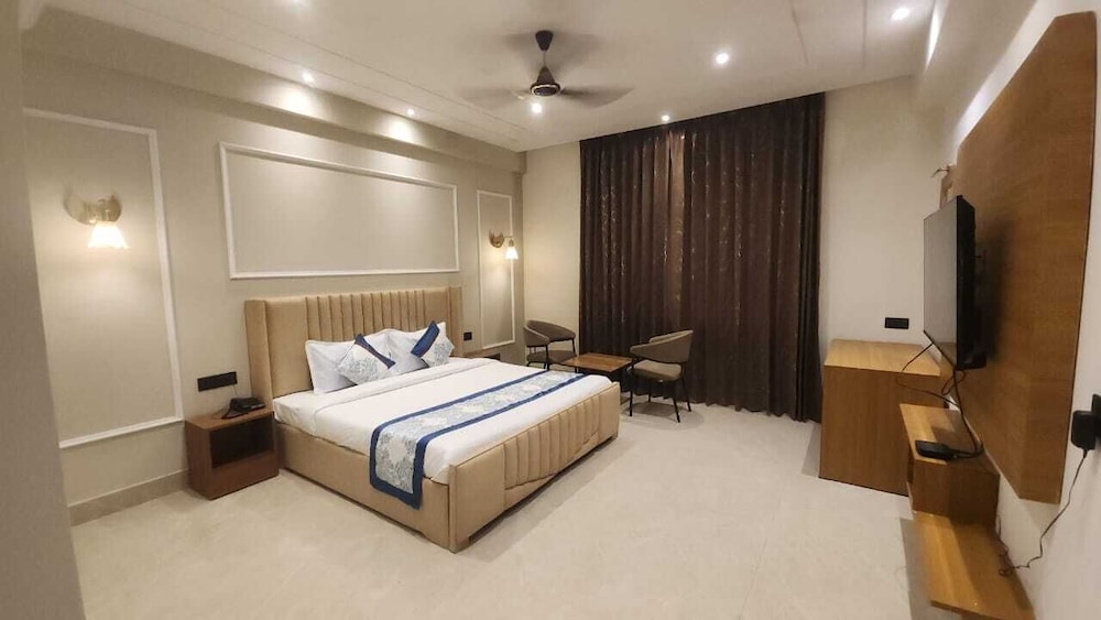 Luxury Room, Park View