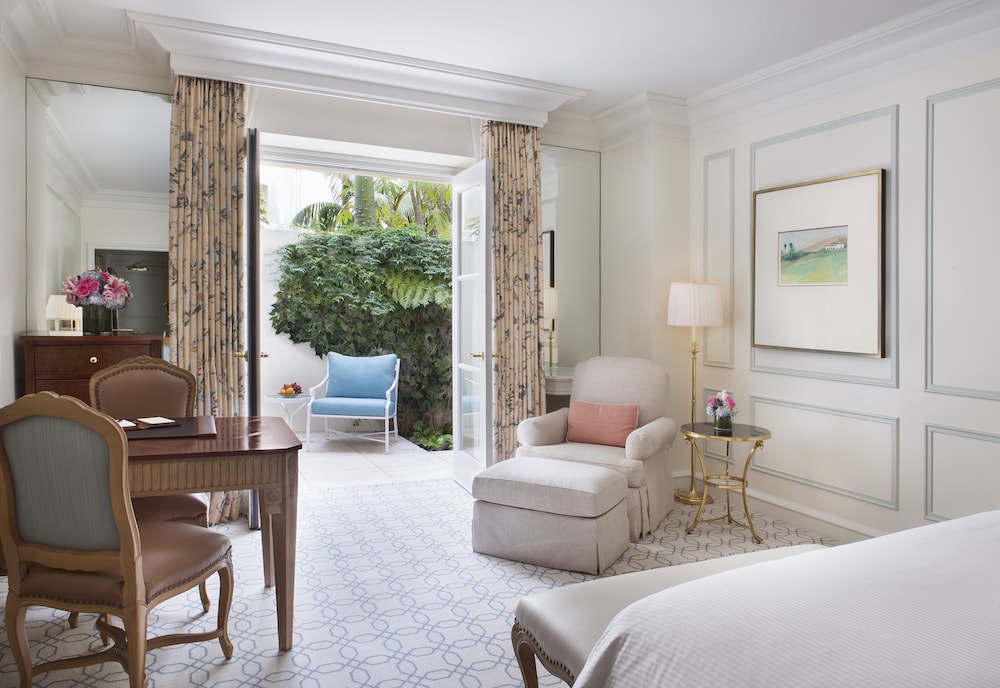 Deluxe Room, 2 Double Beds, Patio