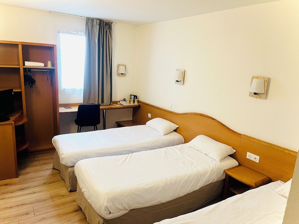 Classic Triple Room photo 1
