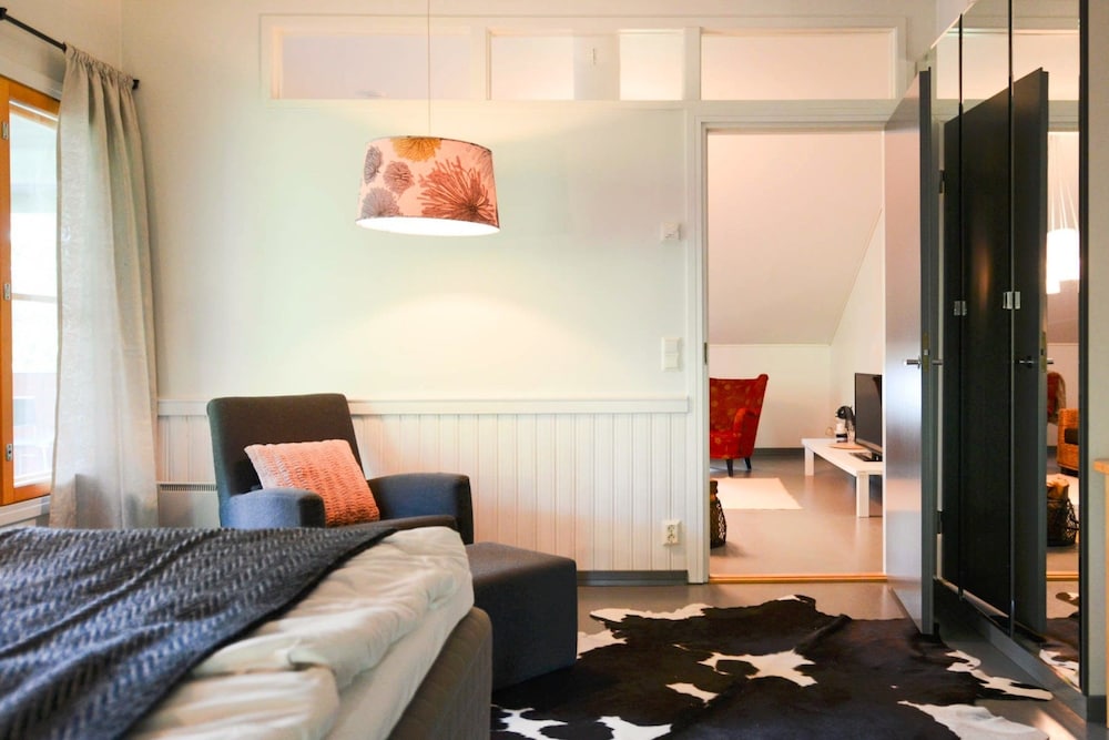 Suite, 2 Bedrooms, Sauna photo 2