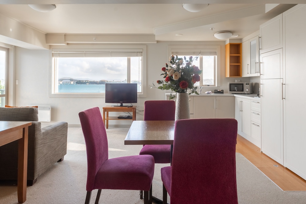 2 Bedroom Harbour View Suite