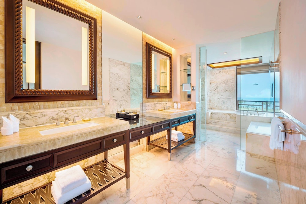 Premium Suite, 1 Bedroom (Ocean View) - Photo 2