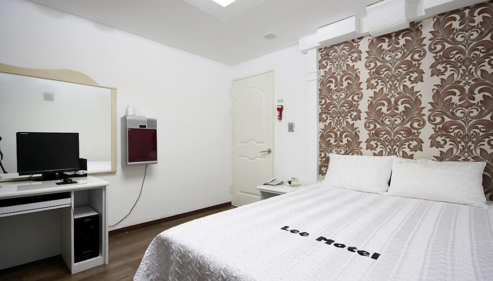 Standard Room photo 1