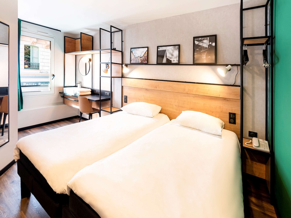 Standard Room, 2 Twin Beds photo 1