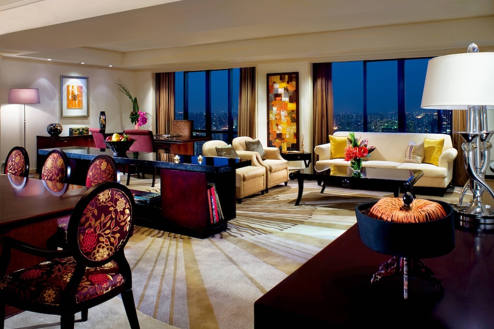 Two Bedroom Penthouse Suite photo 2